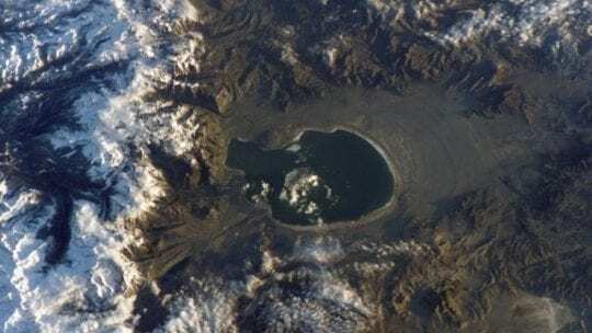 mtwh-mono-lake-space