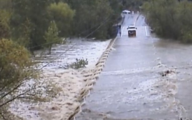 Bridge Xing Flood