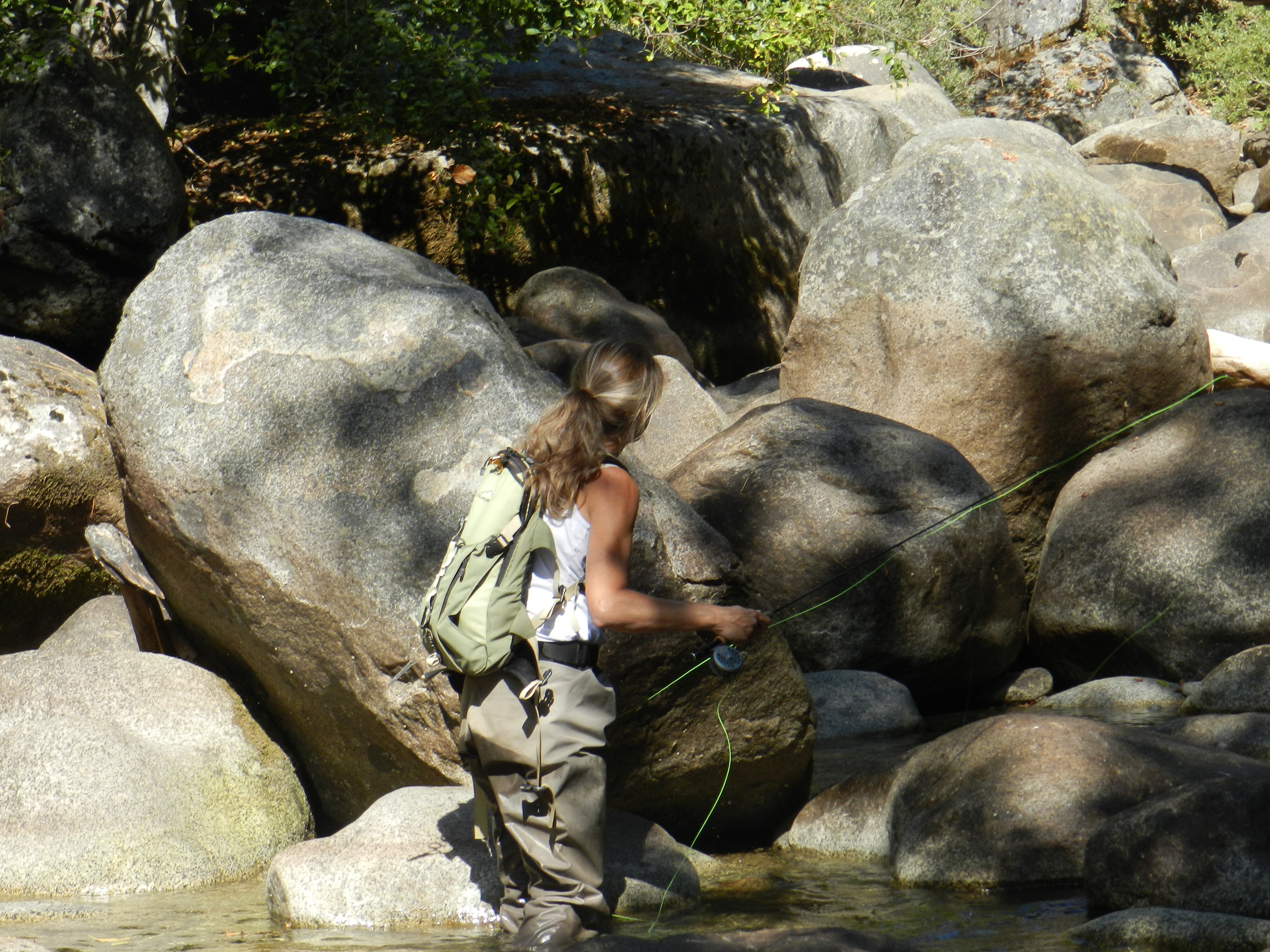 29_Trout scouting in Marble Fork Kaweah River